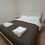 Il Canto Della Fontana Napels