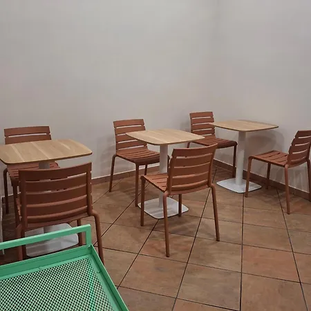 Konukevi Il Canto Della Fontana Napoli