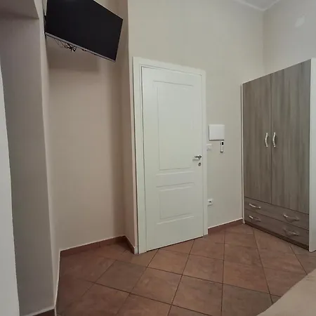 Il Canto Della Fontana Pensión 3*