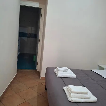 Il Canto Della Fontana Konukevi Napoli